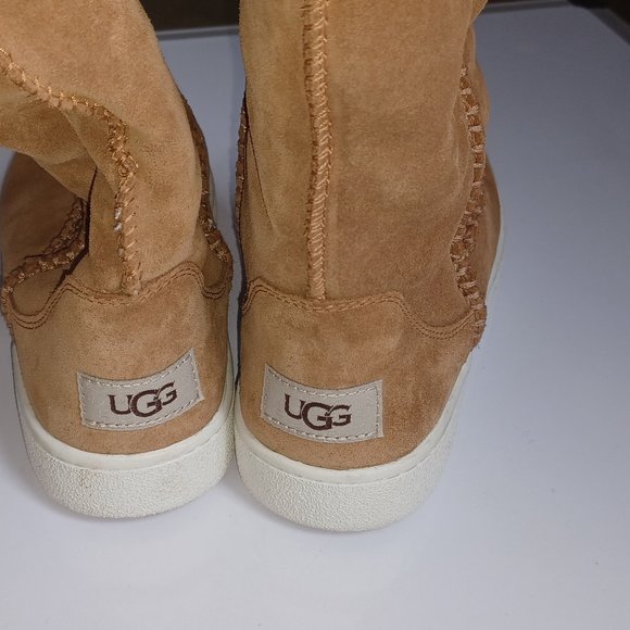 UGG Mika Classic Sneaker Boot - Picture 8 of 8